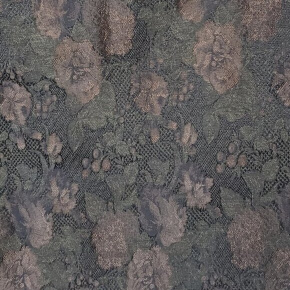 Badgley Mischka | Floral Textured Pencil Skirt - Picture 3 of 6